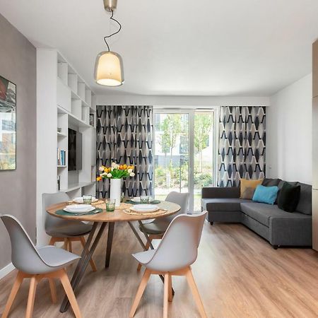 Fort Wola Apartments Warsaw By Noclegi Renters Екстер'єр фото