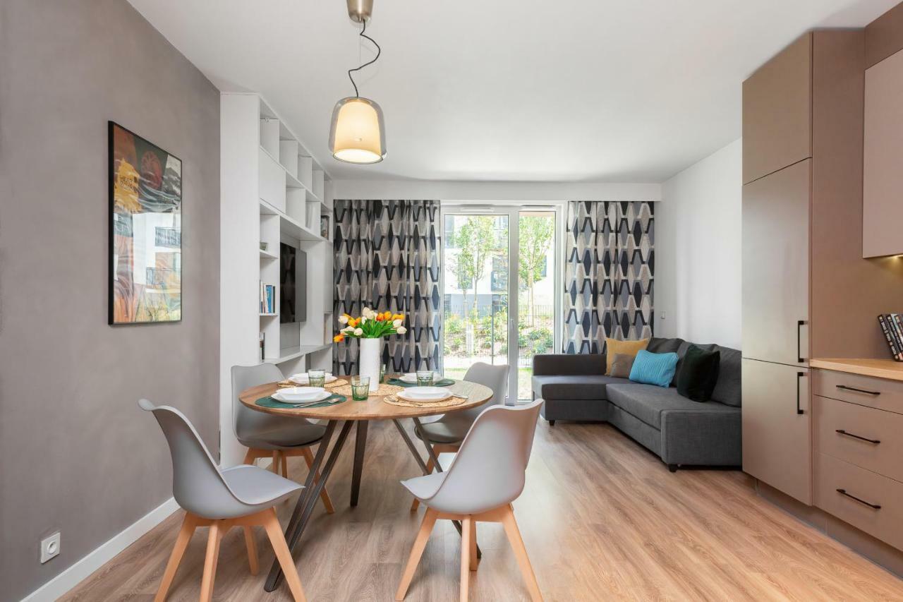Fort Wola Apartments Warsaw By Noclegi Renters Екстер'єр фото