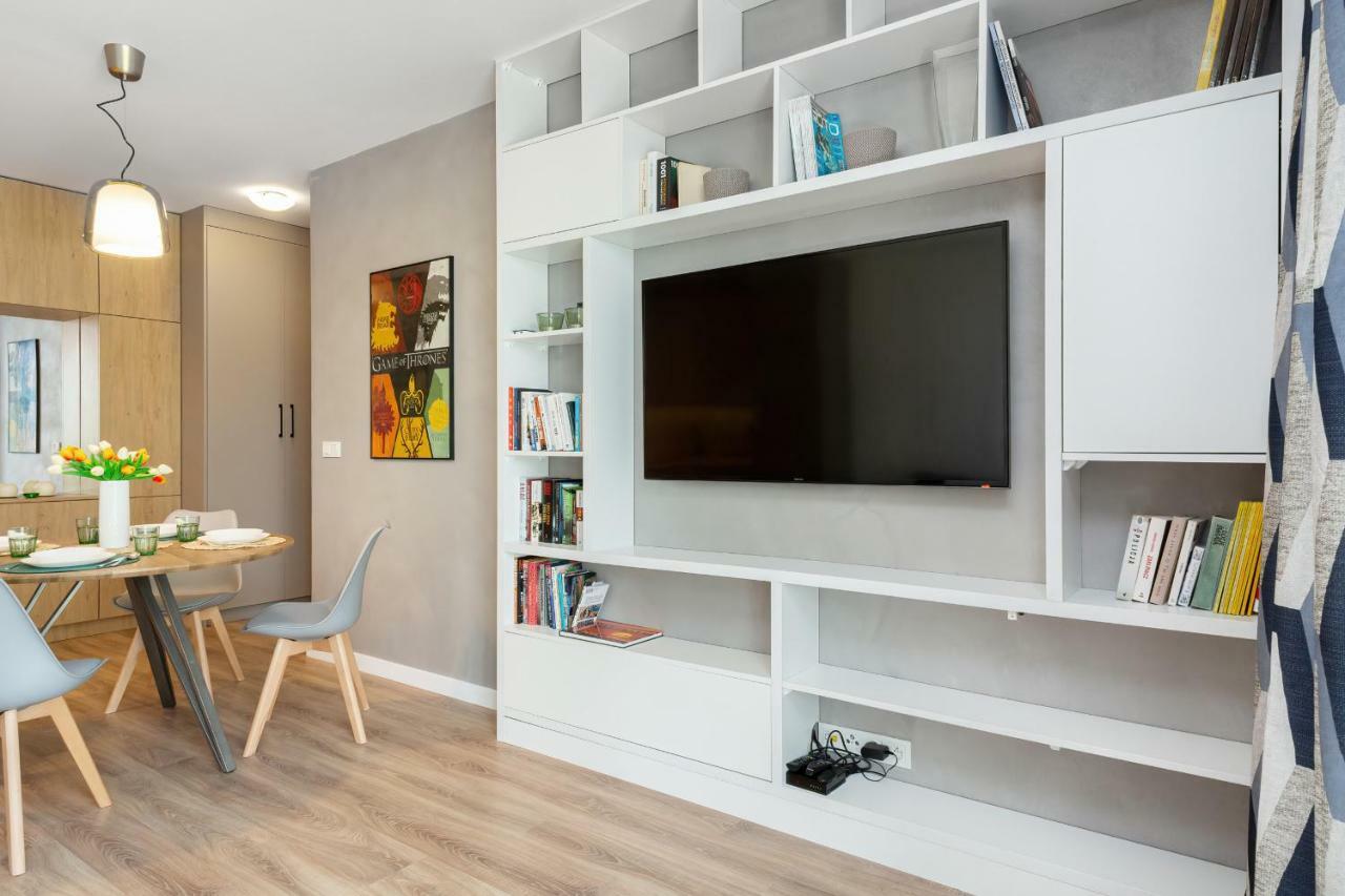 Fort Wola Apartments Warsaw By Noclegi Renters Екстер'єр фото